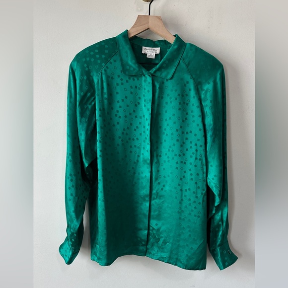 Beautiful Forest Green Vintage 100% Silk Blouse By Christian Dior Size 10 - Picture 3 of 10